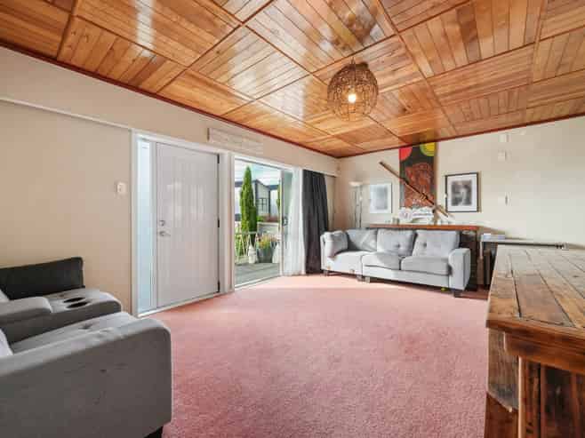 4 Kaweka Street, New Lynn