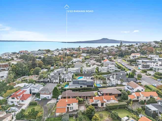 3/22 Rarangi Road, Saint Heliers