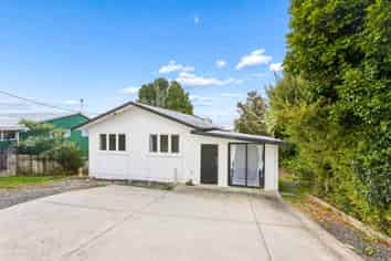 261 Sturges Road, Henderson