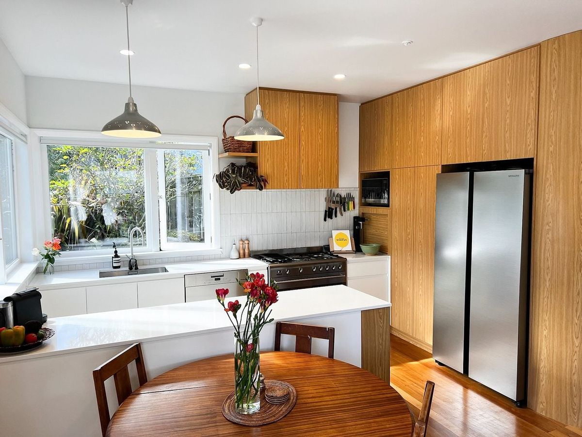 Mid-Century Modern home, 6 minutes from the city - Ansicht 2