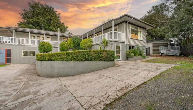 114 Tuhikaramea Road, Dinsdale