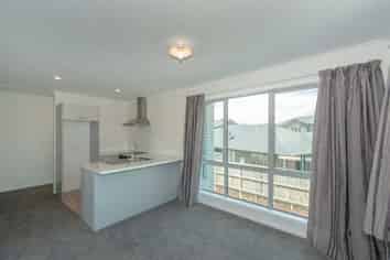 1/25 Jones Crescent, Hamilton Central