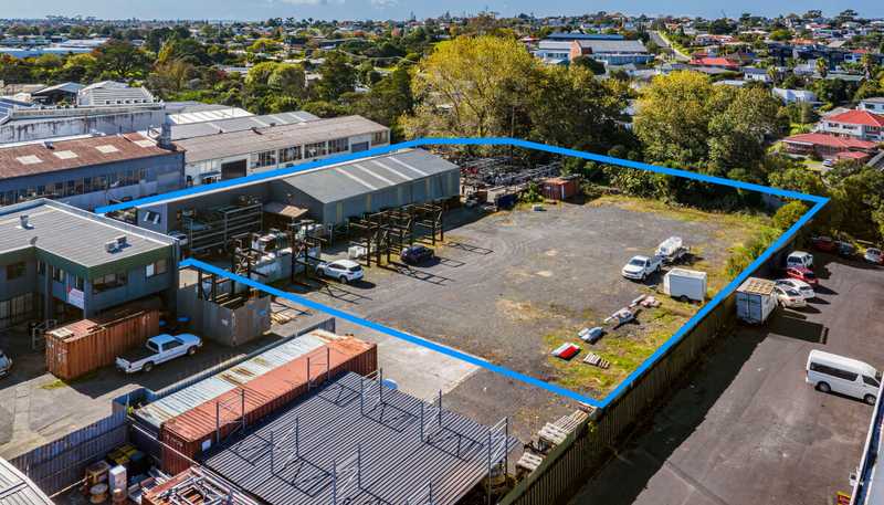 116-120 Railside Avenue, Henderson