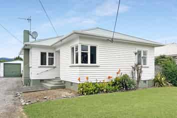 12 Quinn Road, Levin