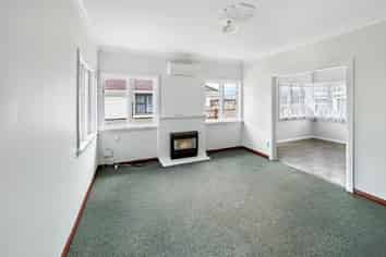 12 Quinn Road, Levin