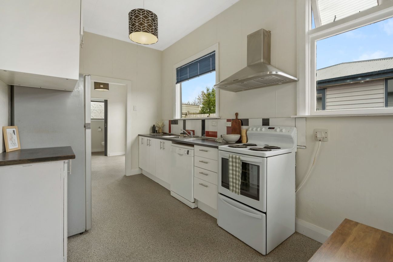 Low Maintenance Section, Big Opportunity - Vista 5