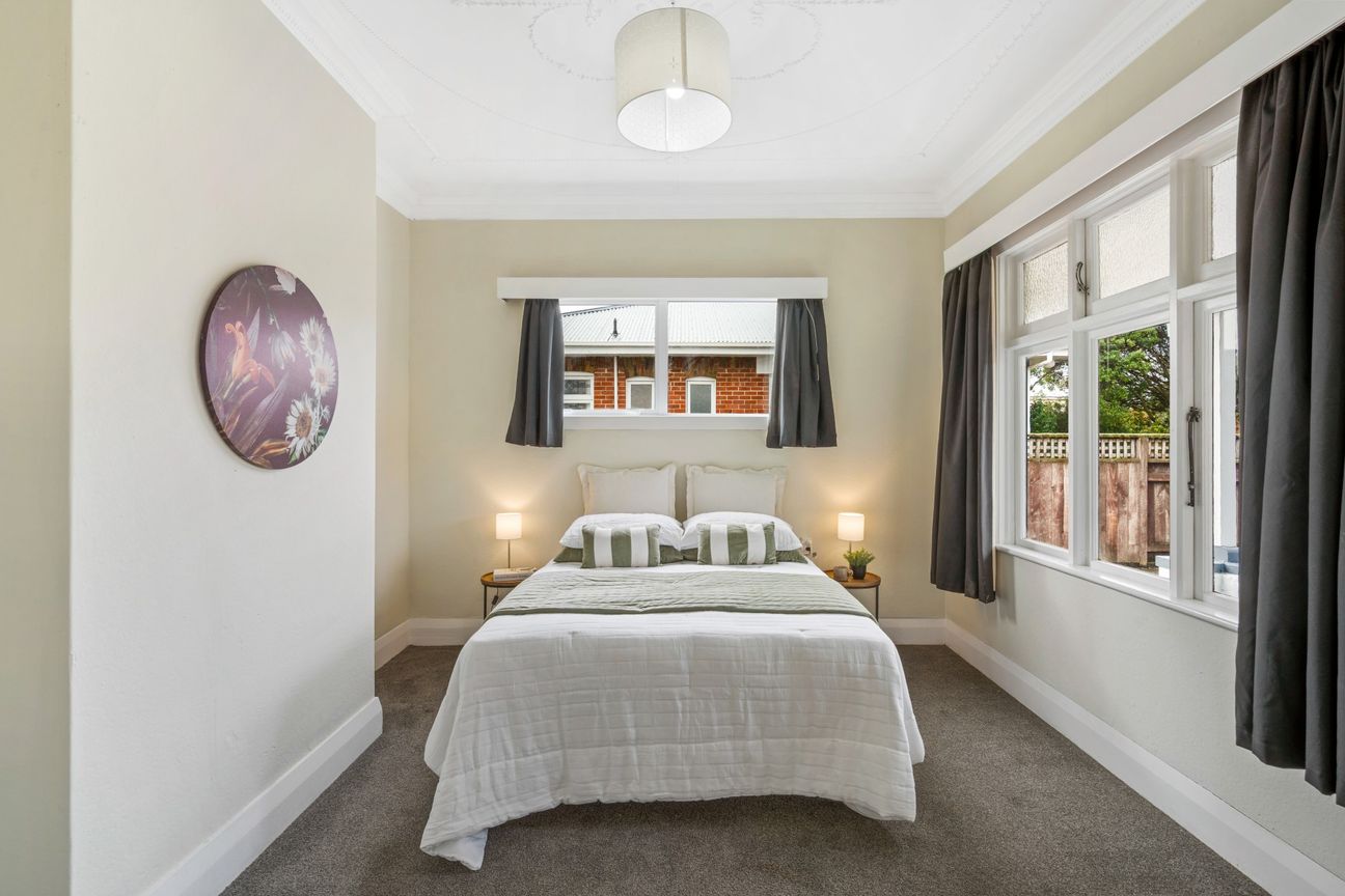 Low Maintenance Section, Big Opportunity - Vista 4