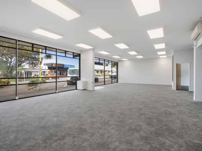 High Profile Retail & Commercial