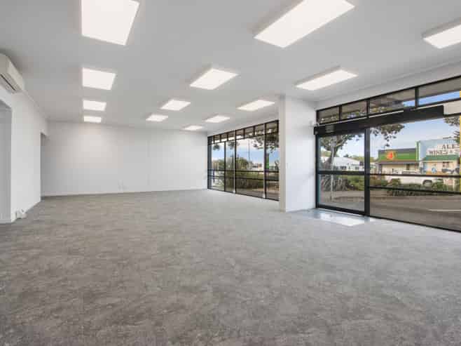 High Profile Retail & Commercial