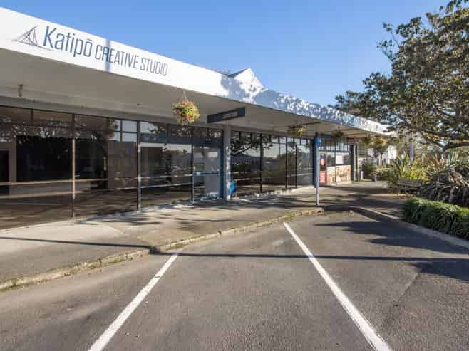 High Profile Retail & Commercial