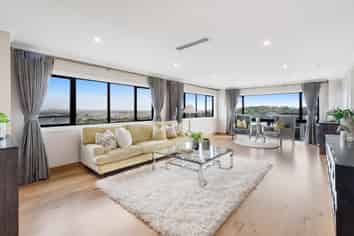 45 Armstrong Farm Drive, East Tamaki Heights
