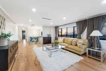 45 Armstrong Farm Drive, East Tamaki Heights