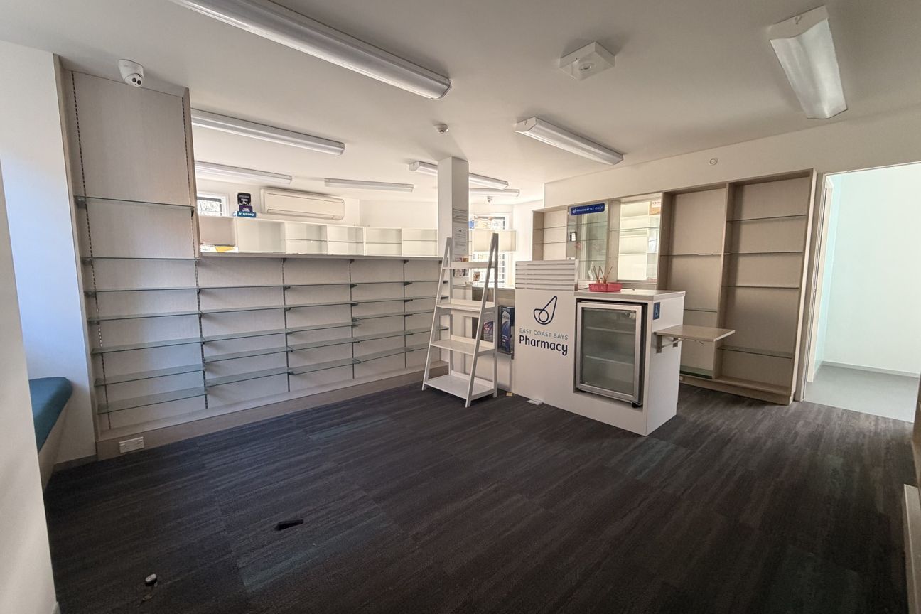 Turnkey Medical Retail | 120 m² - View 3