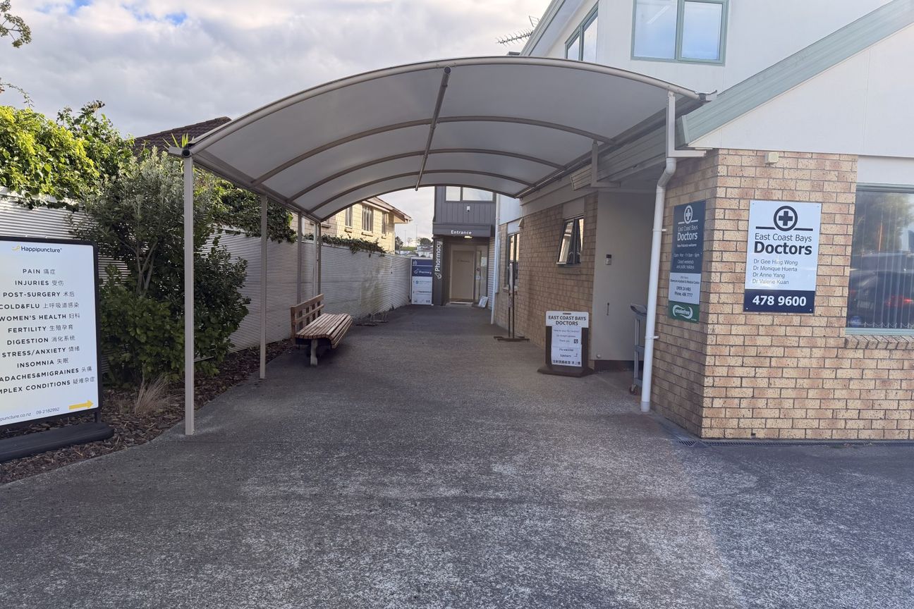 Turnkey Medical Retail | 120 m² - View 2