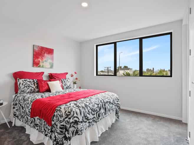 2/30 Woodford Avenue, Henderson