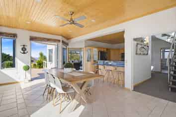 221 Paku Drive, Tairua