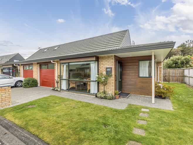20/42 Main Road, Tawa