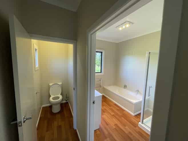 271 Dudley Road Upper , Inglewood