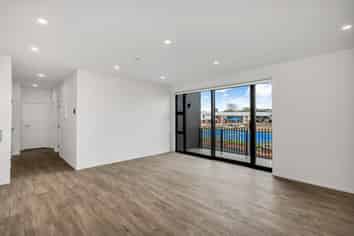  203/10 Awataha Drive, Northcote