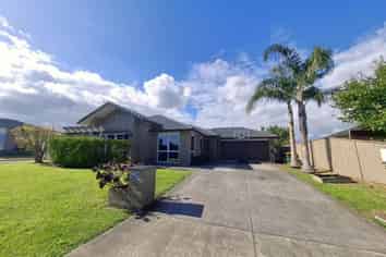 10 Iwinuku Crescent, Wattle Downs
