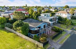 49 Spinnaker Drive, Te Atatu Peninsula