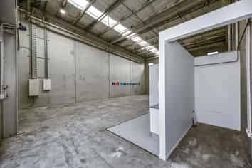 Industrial Unit for Lease - 147 sqm