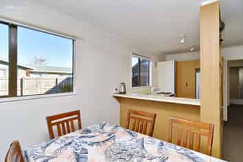 4/129 Clarence Street, Riccarton