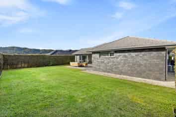 5 Larmer Drive, Kumeu