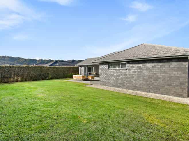 5 Larmer Drive, Kumeu