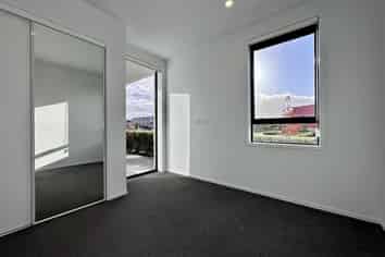 G04/1 Sidney Wallingford Way, Hobsonville