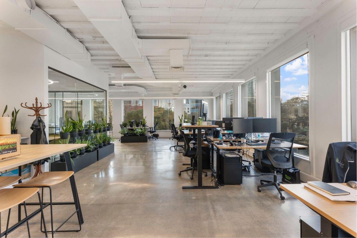 CBRE – POLISHED ON PRINCES ST - Mehr