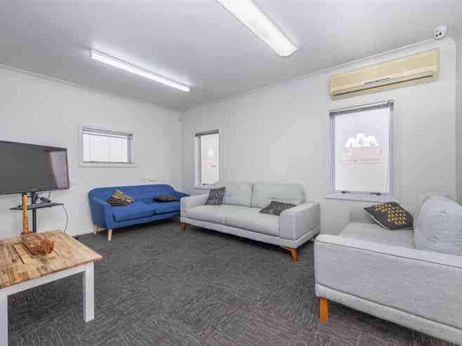 Consented Offices - Visibility and Parking
