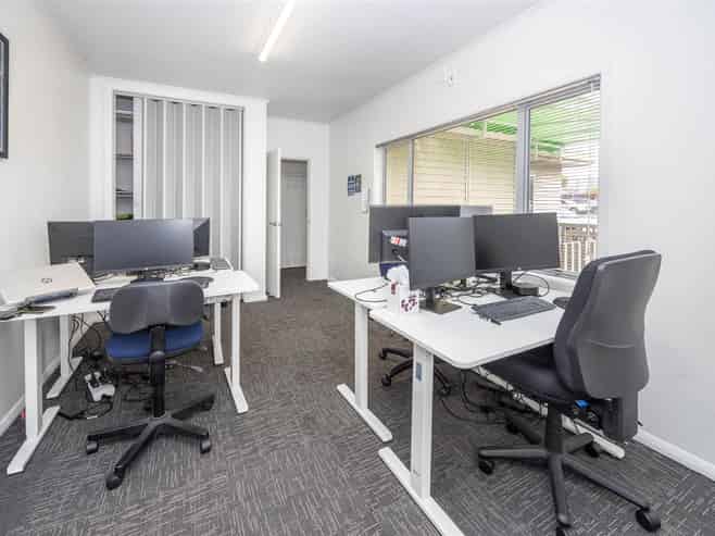 Consented Offices - Visibility and Parking