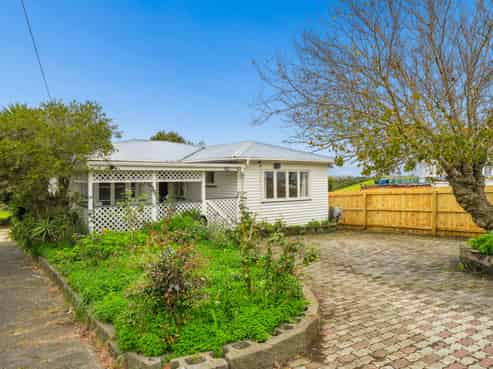 70 Pukaki Road, Mangere