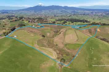 35 Grove Access Road, Karamu