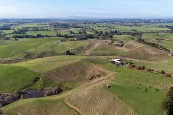 35 Grove Access Road, Karamu