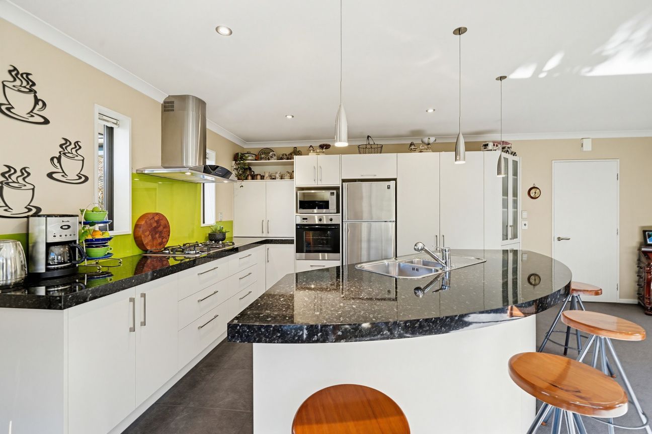 Executive family home with established gardens - Ansicht 6