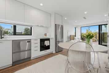 TH2/5 Chaucer Street, SYDENHAM