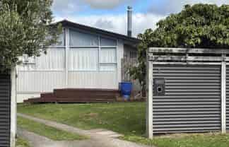 5 Chartwell Drive, Eltham