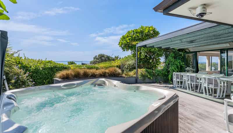 300 Riddell Road, Glendowie