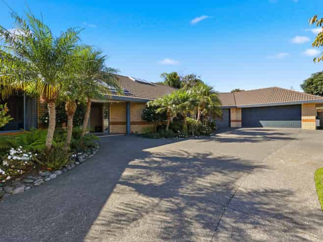 8 The Mews, Shamrock Park