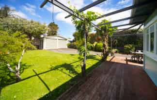 78 Huia Road, Point Chevalier