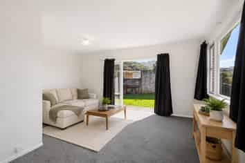 2/7 Mitre Grove, Trentham