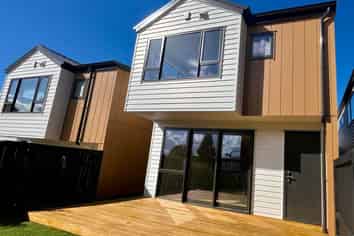 44E Sylvan Crescent, Te Atatu South