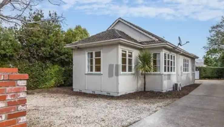 13 Denvir Street, Strowan