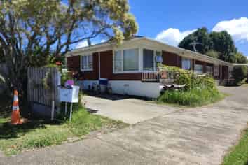 2/218 Pakuranga Road, Pakuranga Heights