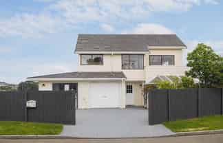 1 Thurso Grove, Papakowhai