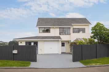 1 Thurso Grove, Papakowhai