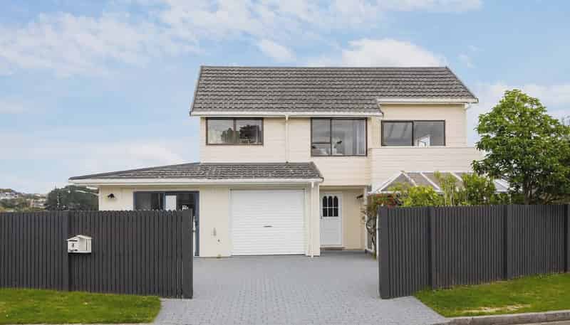 1 Thurso Grove, Papakowhai