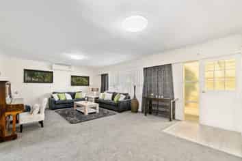 419B Sunset Road, Sunnybrook